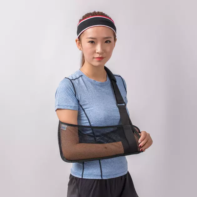 Écharpe de bras réglable